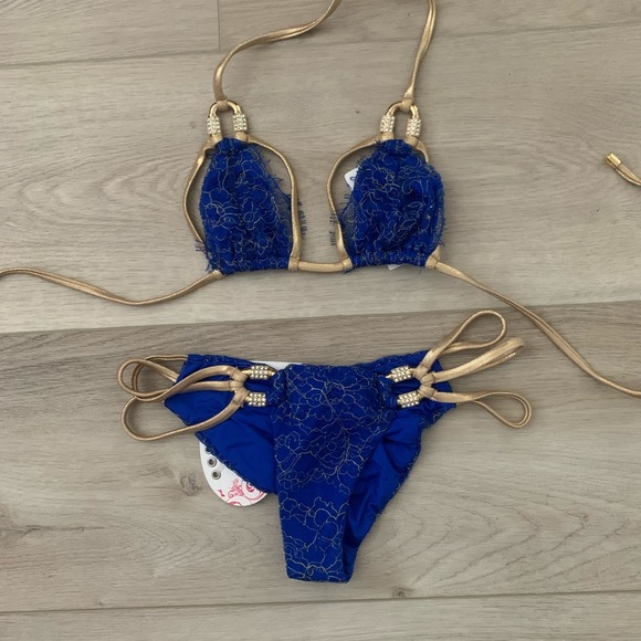 Beach Bunny Other - New Beach Bunny Madagascar blue bikini